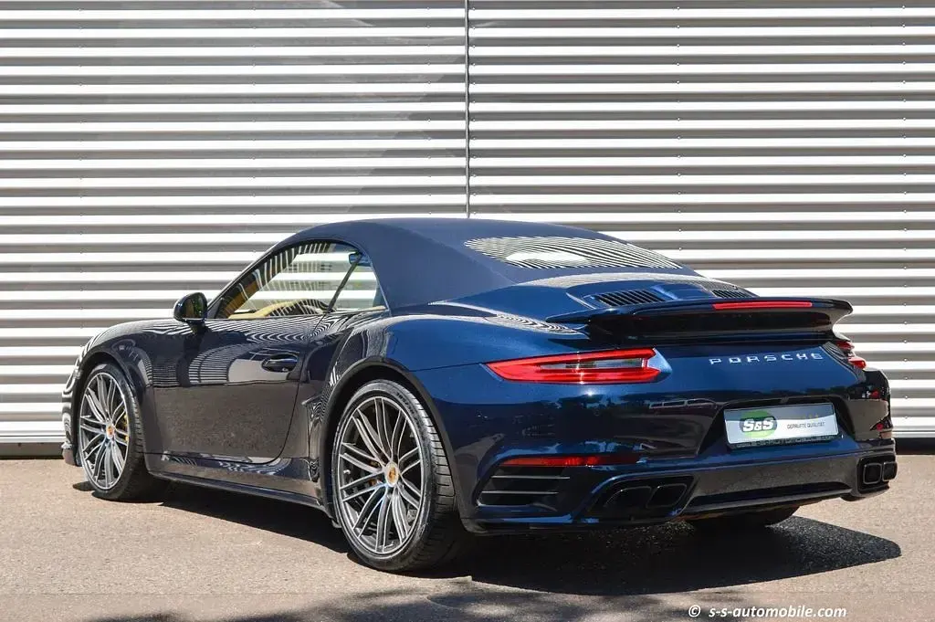 Gebraucht Porsche 991 581 PS (427 kW) 2016 Nachtblaumetallic Cabrio