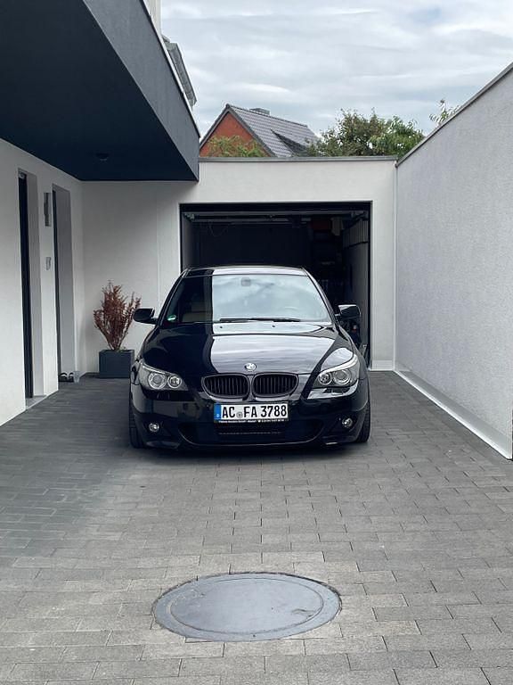 Gebraucht BMW 530 M Sport 258 PS (189 kW) 2005 Schwarz Limousine