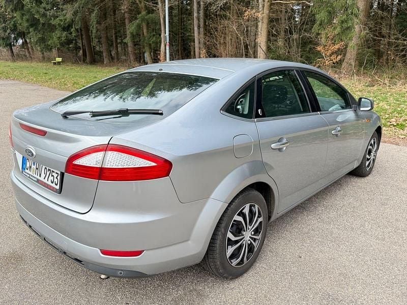 Gebraucht Ford Mondeo Ghia 160 PS (117 kW) 2008 Grau Limousine