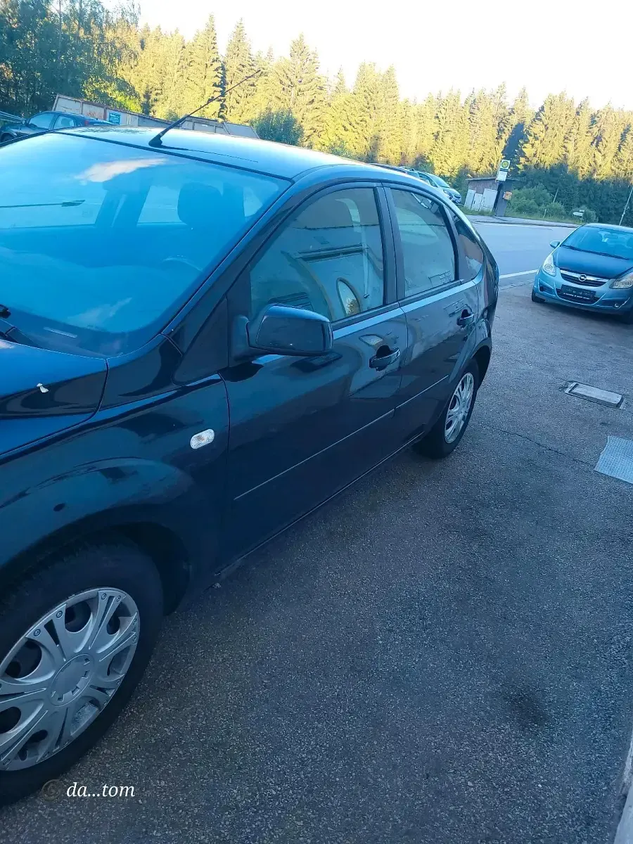 Gebraucht Ford Focus 108 PS (79 kW) 2007 Schwarz Kleinwagen