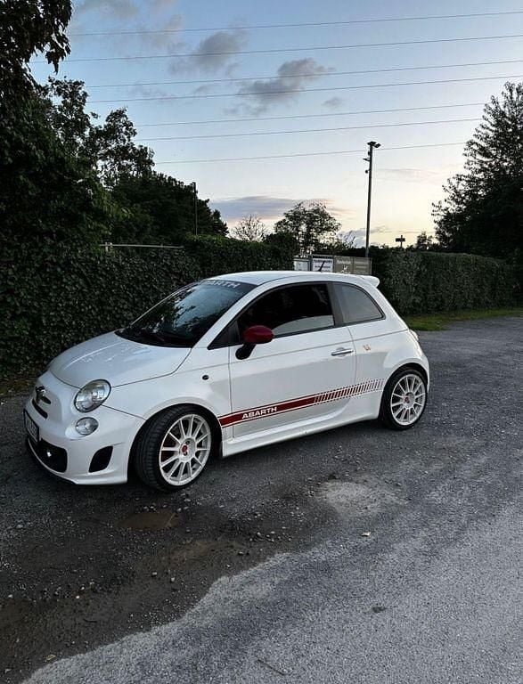 Gebraucht Abarth 500 Esseesse 160 PS (117 kW) 2009 Weiß Kleinwagen