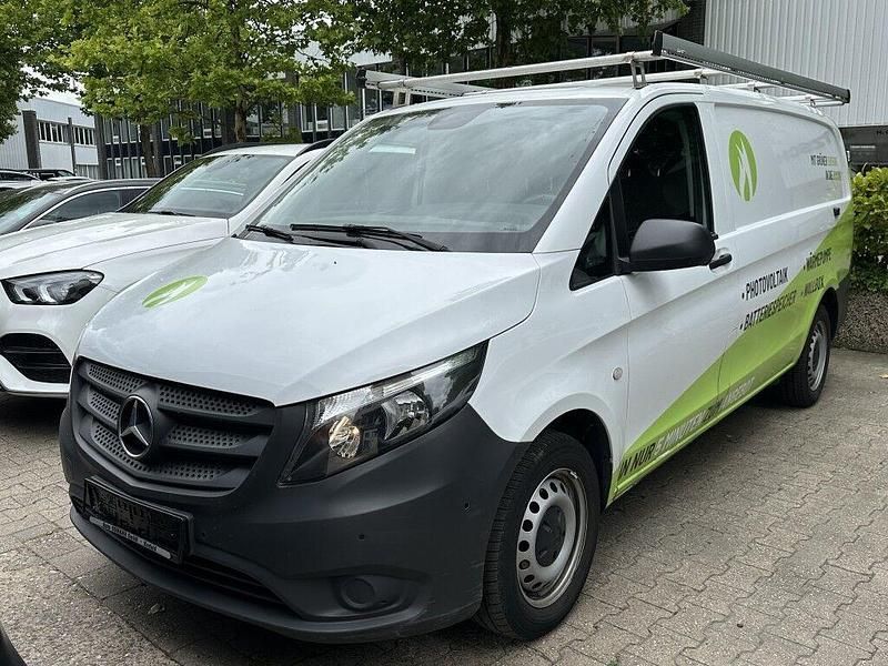 Arktikweiss Gebraucht 2022 Mercedes Vito Van / Kleinbus | 25.750 € (Superpreis) - Bild 1/3