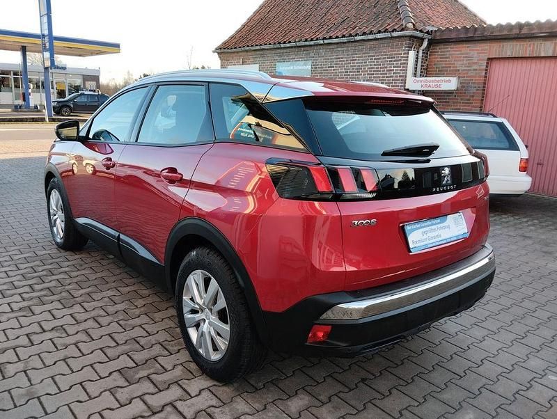 Gebraucht Peugeot 3008 Active 131 PS (96 kW) 2016 Rot SUV