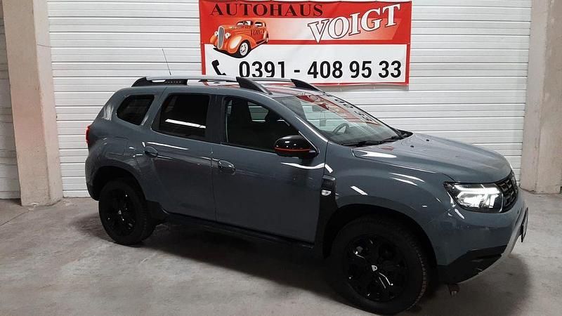 Gebraucht Dacia Duster Extreme 131 PS (96 kW) 2022 Grau SUV