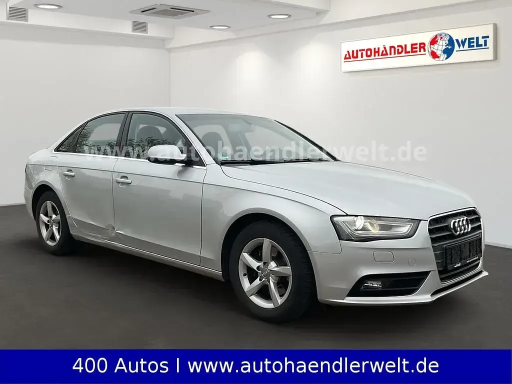 Second-hand Audi A4 Ambiente 120 CP (88 kW) 2014 Argintiu Berlinǎ