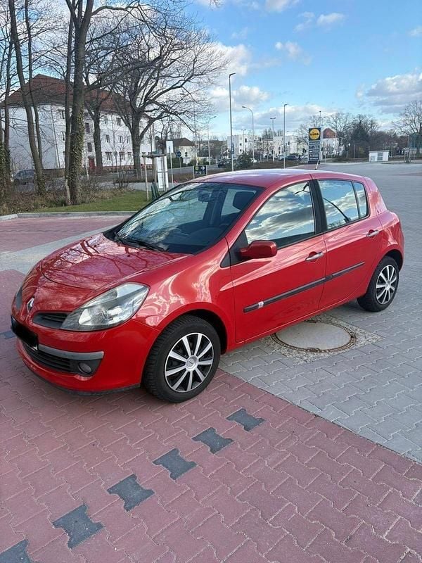 Gebraucht Renault Clio II Dynamique 88 PS (64 kW) 2006 Schwarz Limousine