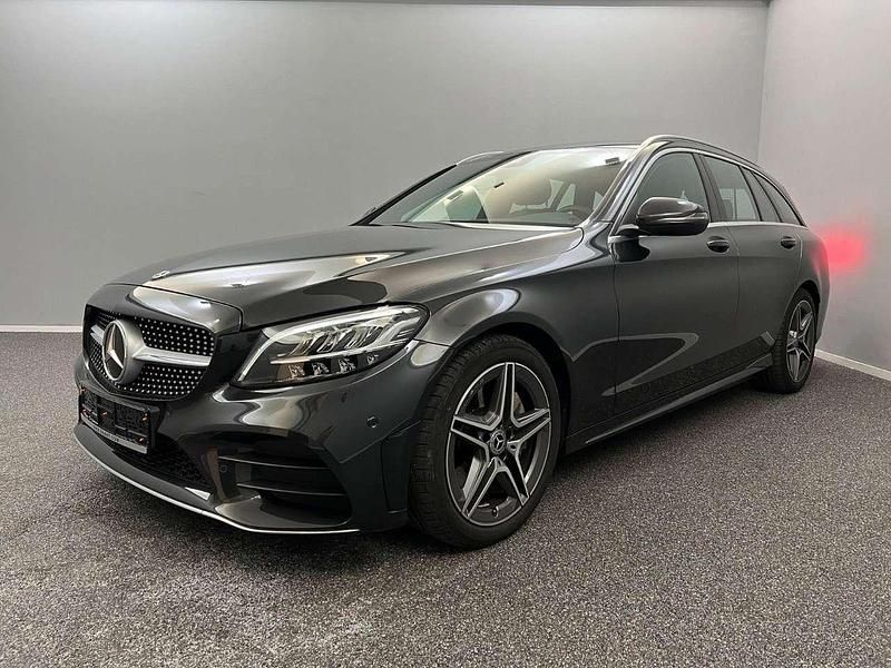 Grau Gebraucht 2020 Mercedes C300 AMG line Kombi | 28.799 € (Guter Preis) - Bild 1/4