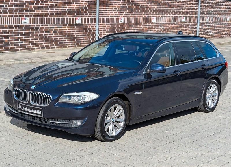 Gebraucht BMW 520 184 PS (135 kW) 2012 Blau Kombi