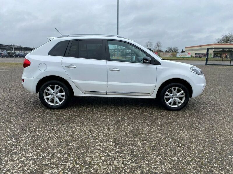 Gebraucht Renault Koleos LIMITED 173 PS (127 kW) 2015 Weiß SUV