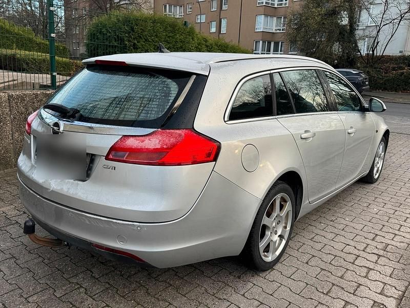 Grau Gebraucht 2009 Opel Insignia Kombi | 1.300 € (Superpreis) - Bild 1/4