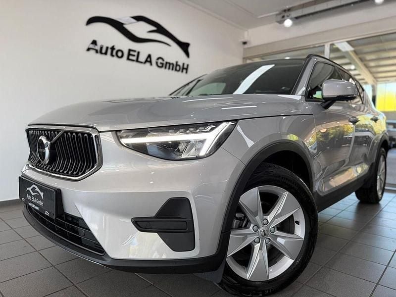 Usado Volvo XC40 129 HP (94 kW) 2023 Cinzento SUV