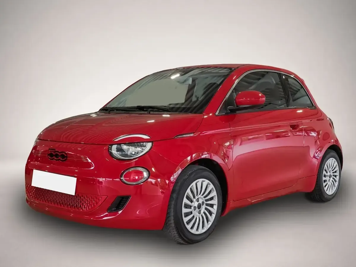 Gebraucht Fiat 500e Red 69 kW (95 PS) 2023 Limousine