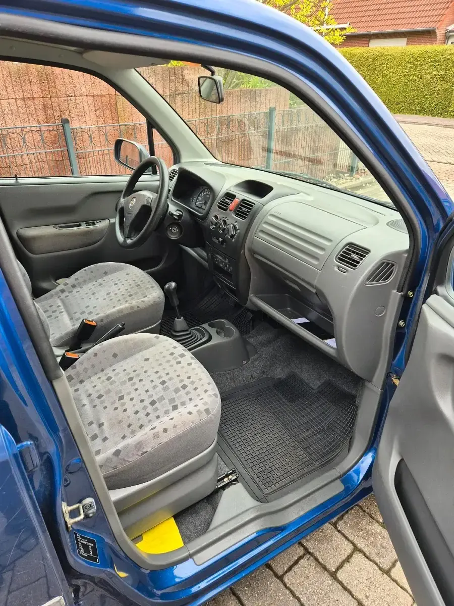 Occasion Opel Agila 60 ch (44 kW) 2001 Bleue Monospace