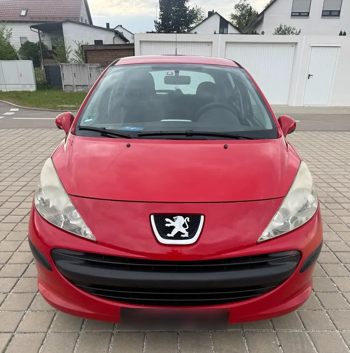 Gebraucht Peugeot 207 110 PS (80 kW) 2008 Rot Kleinwagen