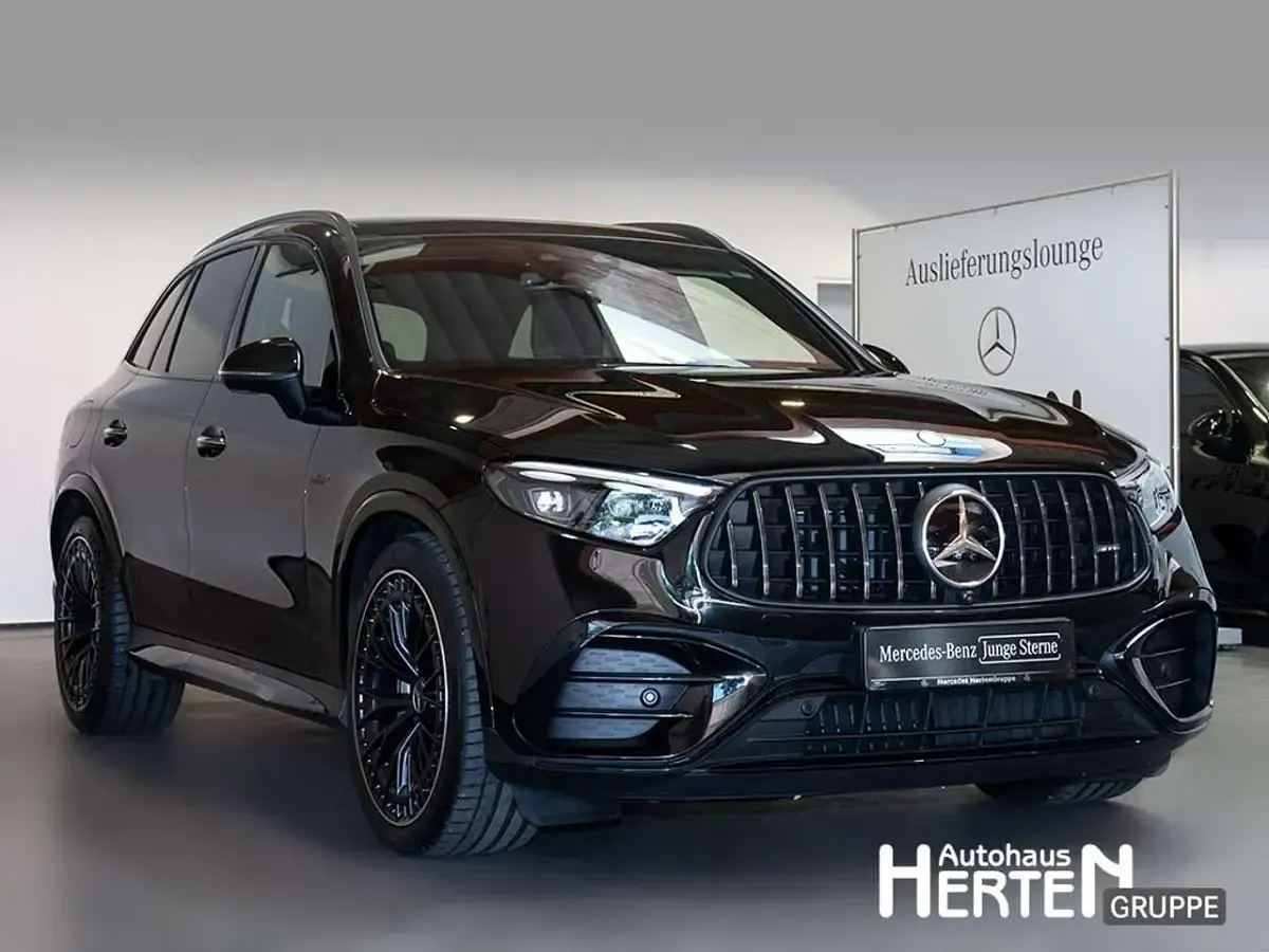 Gebraucht Mercedes GLC43 AMG AMG 421 PS (309 kW) 2024 Lack obsidianschwarz SUV