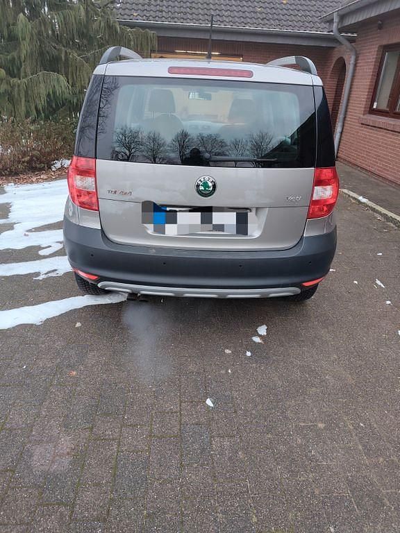 Gebraucht Skoda Yeti Ambition 140 PS (102 kW) 2012 Beige SUV
