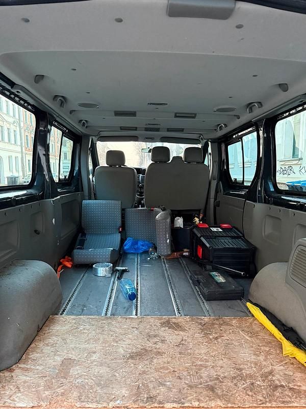 Gebraucht Opel Vivaro 2006 Schwarz Van / Kleinbus