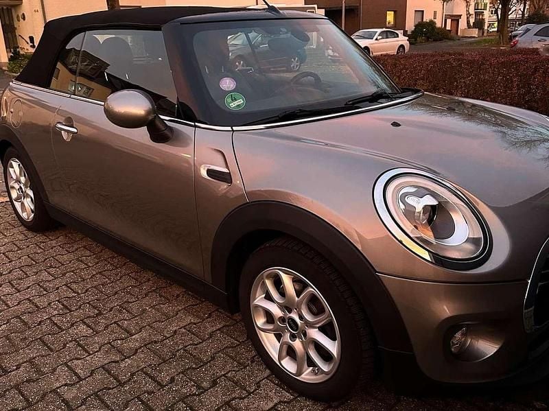 Second-hand Mini Cooper Cabriolet 136 CP (100 kW) 2017 Argintiu Cabrio