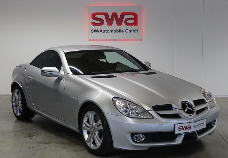 Gebraucht Mercedes SLK350 306 PS (225 kW) 2008 Silber Cabrio