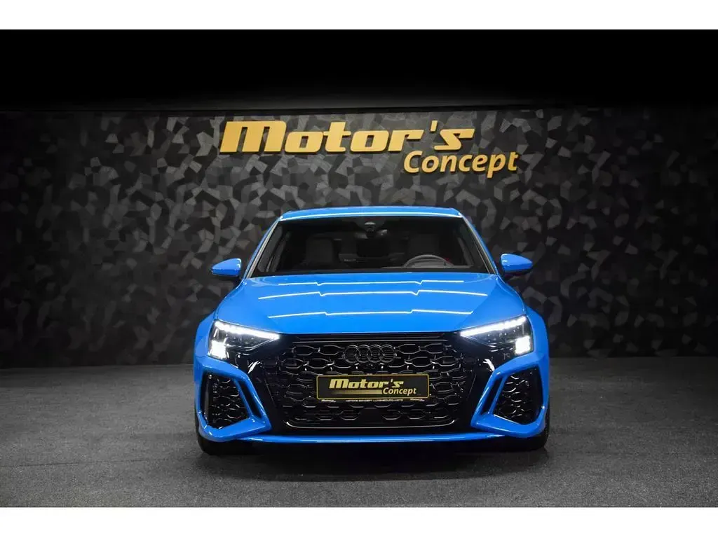 Gebraucht Audi RS3 Sport 400 PS (294 kW) 2022 Blau Limousine