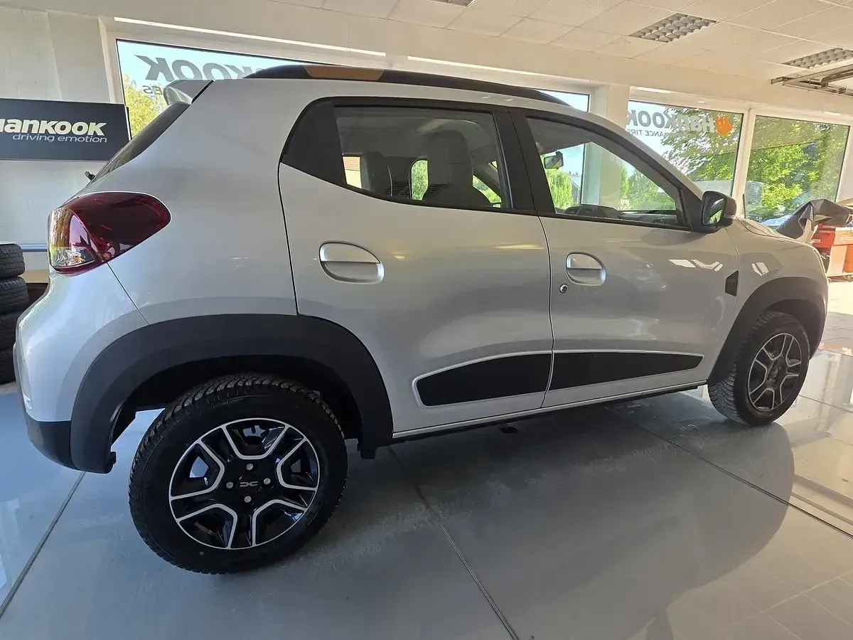 Gebraucht Dacia Spring Extreme 47 kW (65 PS) 2023 Grau Kleinwagen