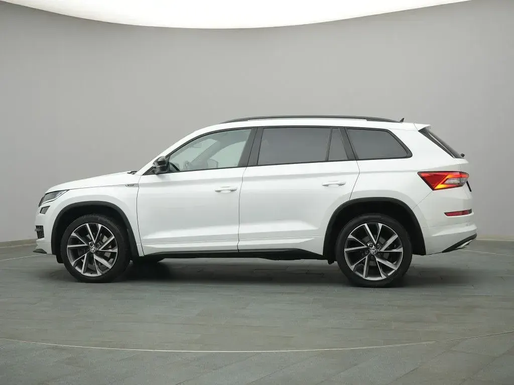 Gebraucht Skoda Kodiaq Ambition 190 PS (139 kW) 2018 Mond weiß perleffekt SUV