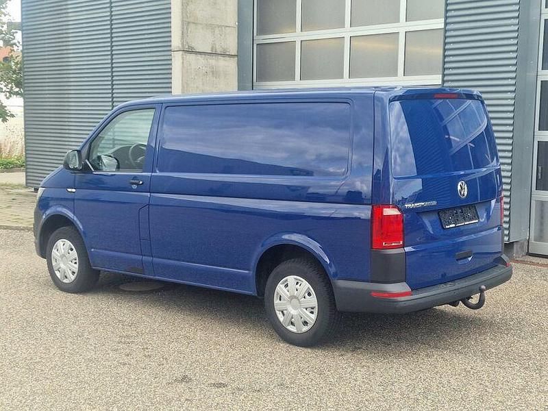 Gebraucht VW T6 102 PS (75 kW) 2018 Blau Van