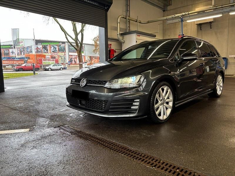 Gebraucht VW Golf VII GTD 184 PS (135 kW) 2016 Grau Kombi