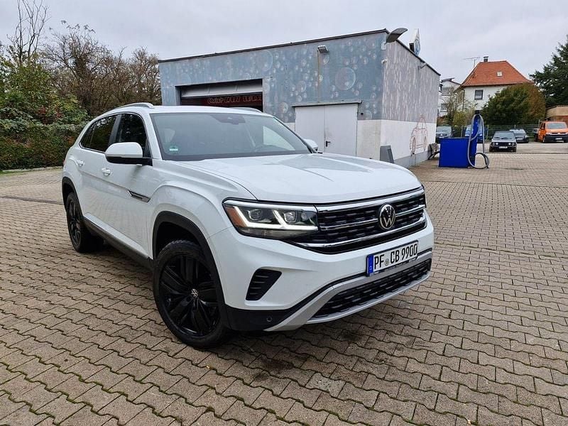 Weiß Gebraucht 2021 VW Atlas Cross Sport Sport SUV | 36.900 € - Bild 1/4
