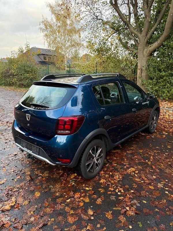 Gebraucht Dacia Sandero Stepway 90 PS (66 kW) 2017 Blau SUV