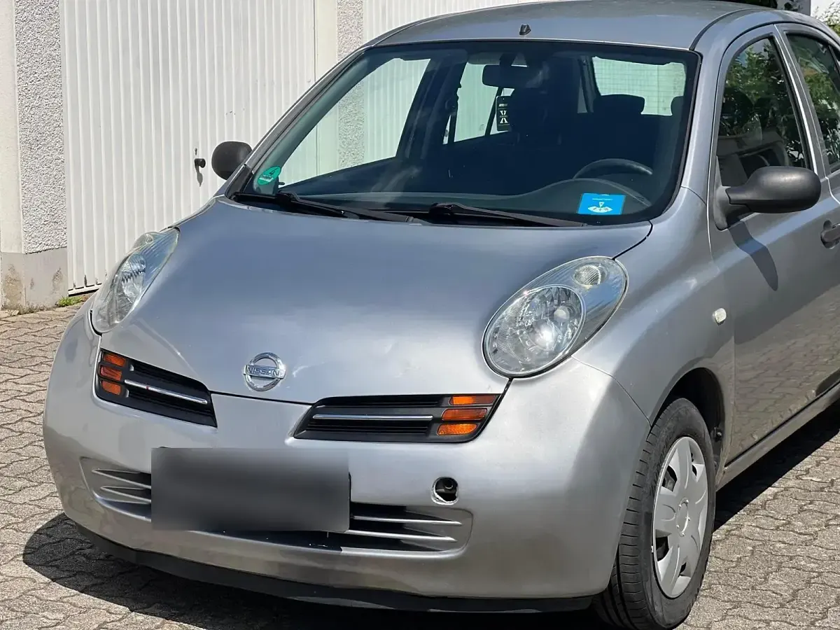 Gebraucht Nissan Micra 85 PS (62 kW) 2003 Silber Kleinwagen