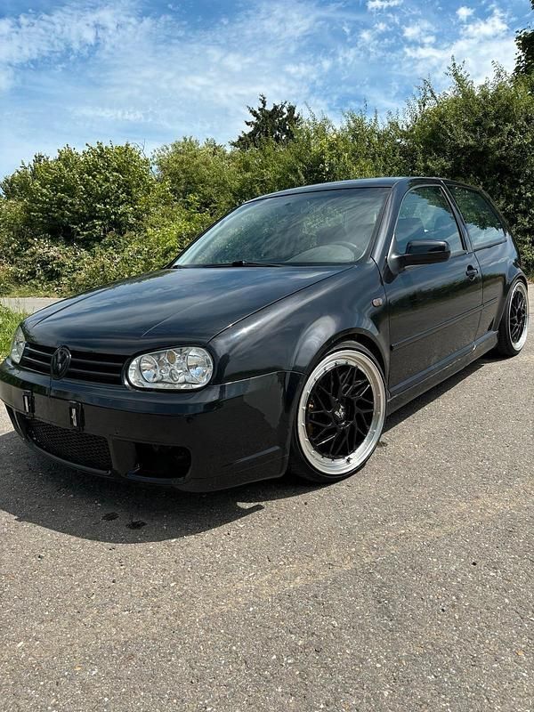 Schwarz Gebraucht 1999 VW Golf IV R Coupé | 4.900 € (Fairer Preis) - Bild 1/4