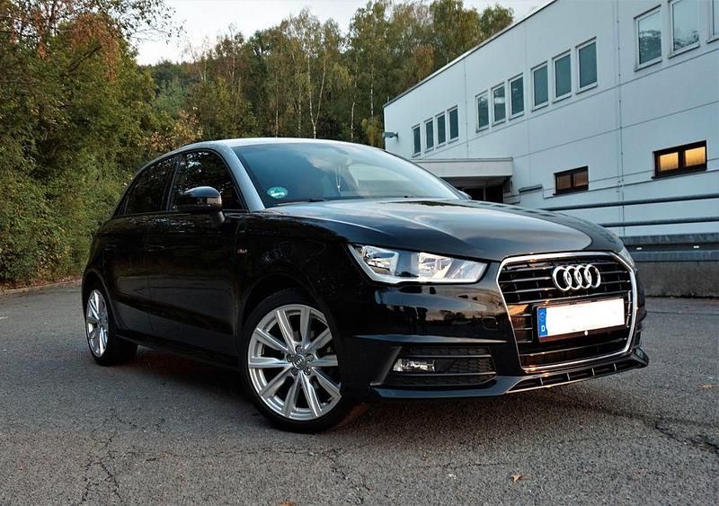 Gebraucht Audi A1 Sportback Design 95 PS (69 kW) 2017 Schwarz Kleinwagen