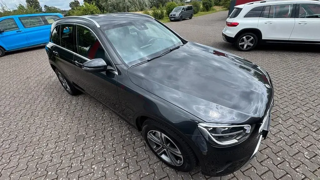 Gebraucht Mercedes GLC300 258 PS (189 kW) 2020 Graphitgrau SUV