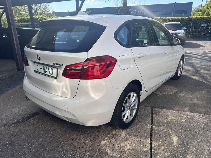 Gebraucht BMW 218 Advantage 150 PS (110 kW) 2017 Weiß Kombi