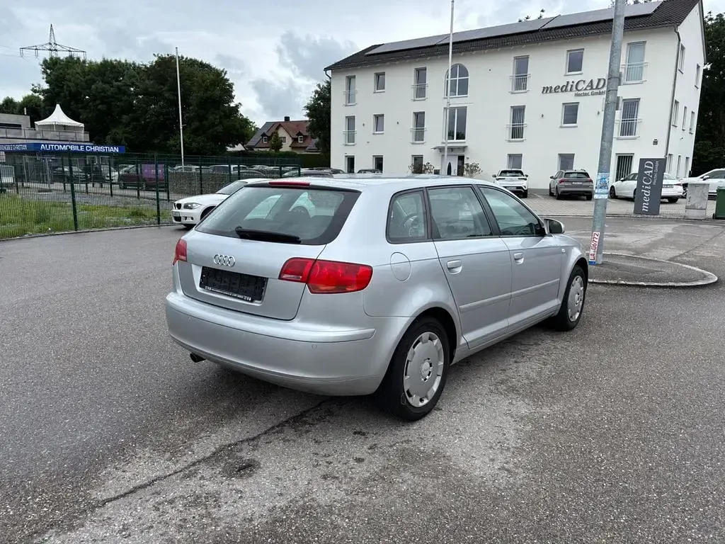 Gebraucht Audi A3 102 PS (75 kW) 2007 Silber Kleinwagen