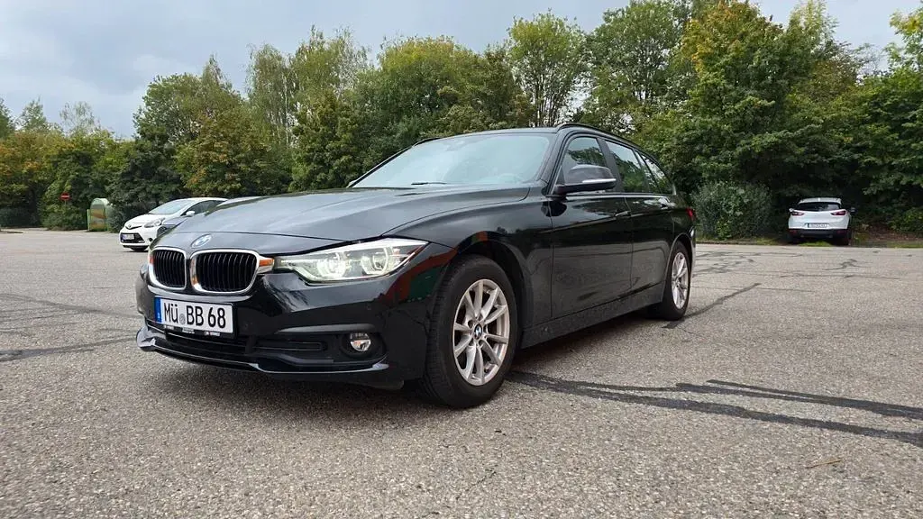 Gebraucht BMW 320 190 PS (139 kW) 2017 Schwarz Kombi