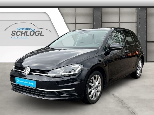 Deep black perleffekt Gebraucht 2019 VW Golf VII IQ Drive Limousine | 18.950 € (Fairer Preis) - Bild 1/4