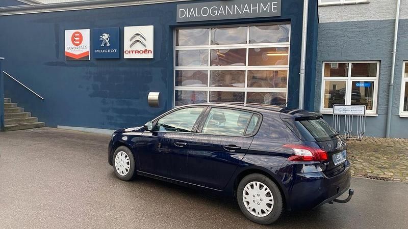 Blau Gebraucht 2014 Peugeot 308 Active Limousine | 5.998 € (Fairer Preis) - Bild 1/4