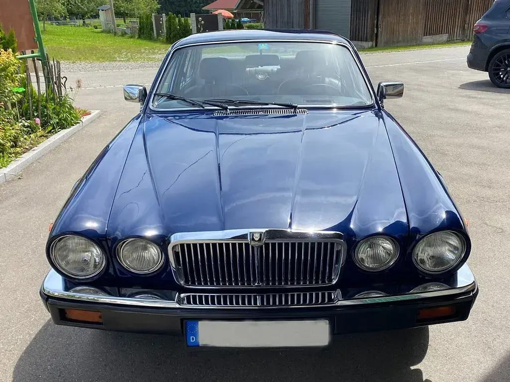 Gebraucht Jaguar XJ6 205 PS (150 kW) 1984 Blau Limousine