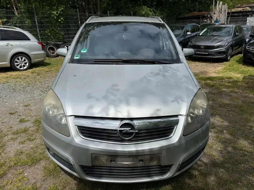 Gebraucht Opel Zafira 140 PS (102 kW) 2006 Silber Van / Kleinbus