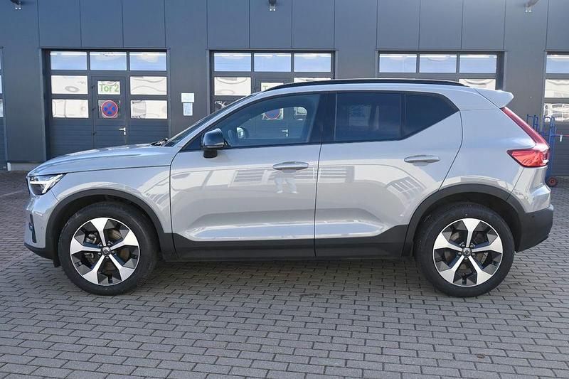 Gebraucht Volvo XC40 Plus 163 PS (119 kW) 2025 Grau SUV