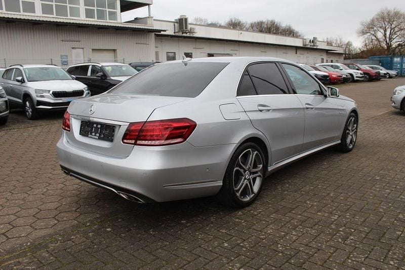 Gebraucht Mercedes E500 408 PS (300 kW) 2015 Silber Limousine