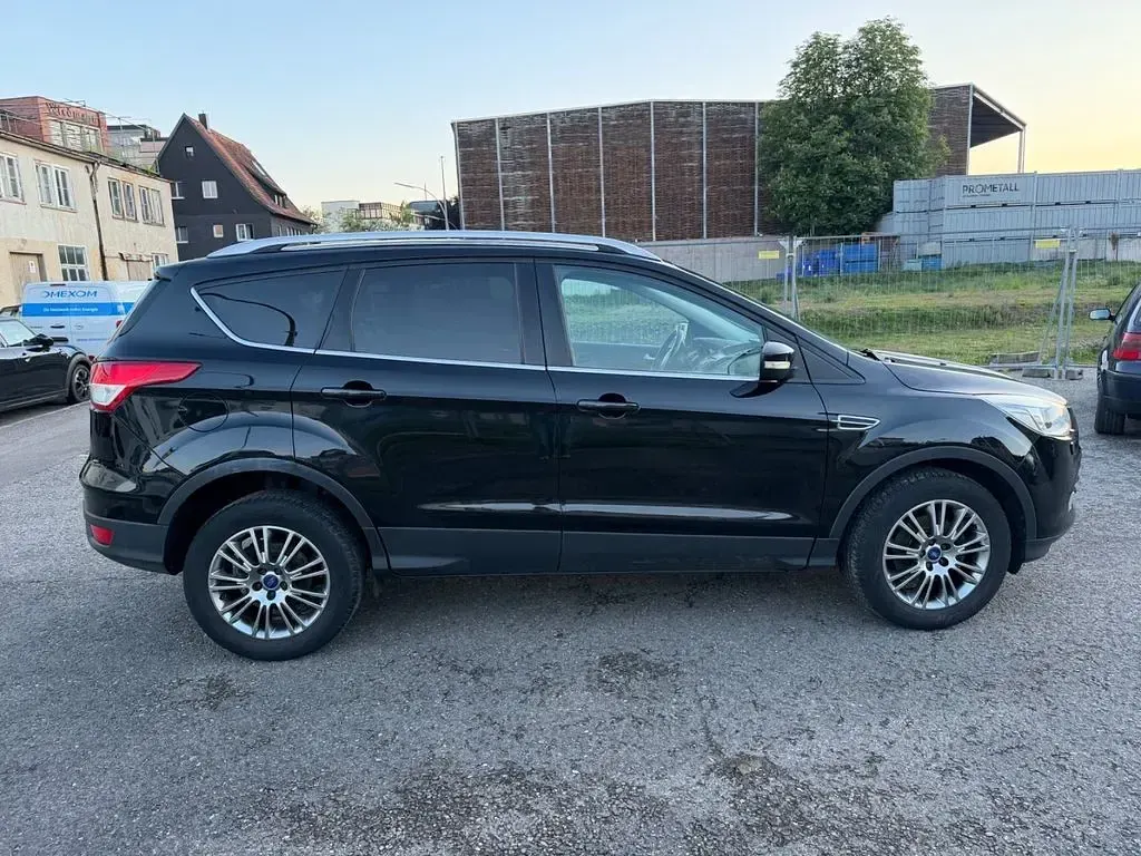 Gebraucht Ford Kuga Titanium 150 PS (110 kW) 2014 Schwarz SUV