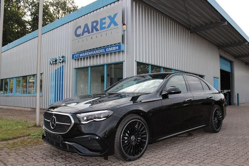 Schwarz Neu 2025 Mercedes E200 AMG Line Premium Plus Limousine | 76.160 € (Fairer Preis) - Bild 1/4