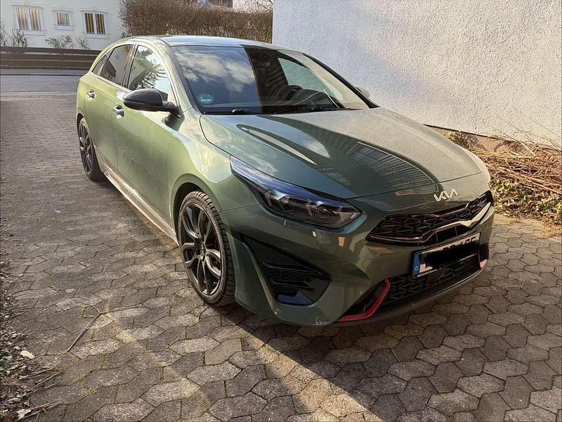 Gebraucht Kia ProCeed GT 204 PS (150 kW) 2022 Grün Kombi