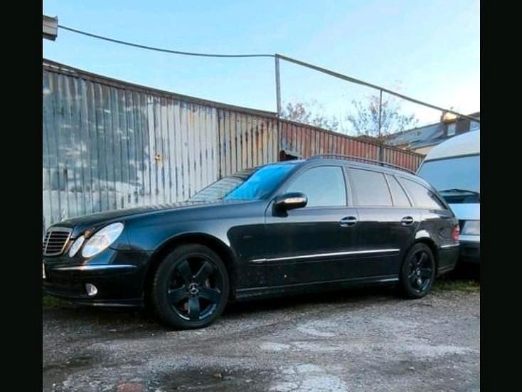 Gebraucht Mercedes E500 306 PS (225 kW) 2004 Schwarz Kombi