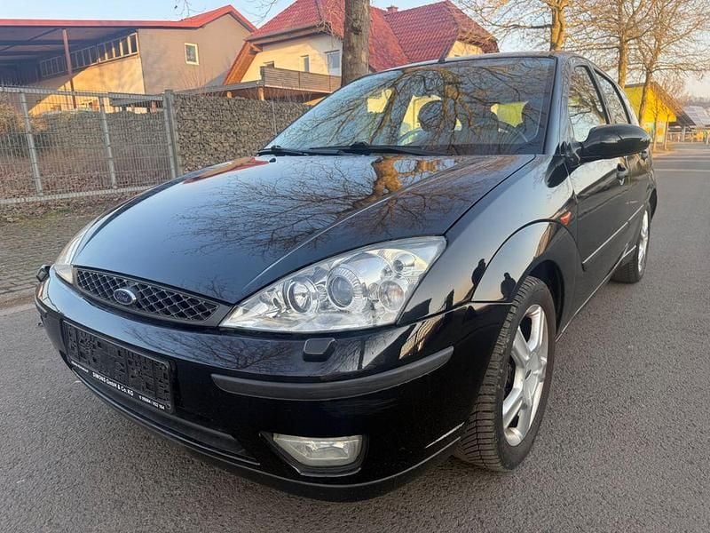 Gebraucht Ford Focus 101 PS (74 kW) 2002 Schwarz Limousine