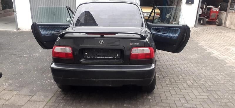 Schwarz Gebraucht 1996 Suzuki X-90 Coupé | 3.250 € - Bild 1/4
