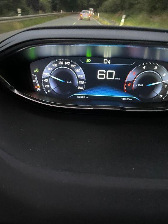 Gebraucht Peugeot 3008 GT 181 PS (133 kW) 2017 Schwarz SUV